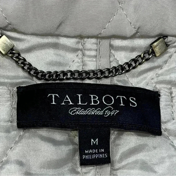 Talbots quilted, jacket with belted sleeves, pockets at chest and waist - Picture 8 of 9
